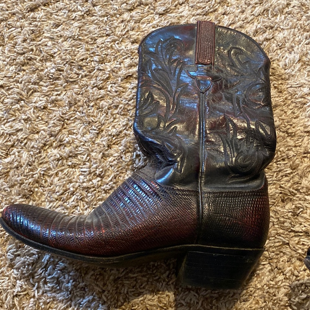 Lucchese boots 9